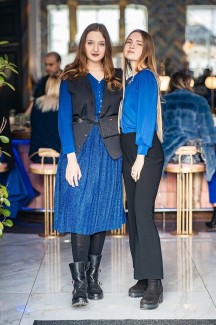 Фоторепортаж: PRETAPORTAL Fashion Coffee в цвете classic blue 75