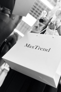 Фотоотчет с открытия магазина одежды и аксессуаров MaxTrend 42