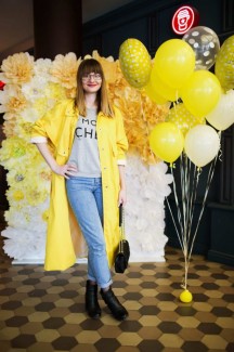 Фоторепортаж: желтый PRET-A-PORTAL Fashion Coffee в ТЦ Метрополь 48