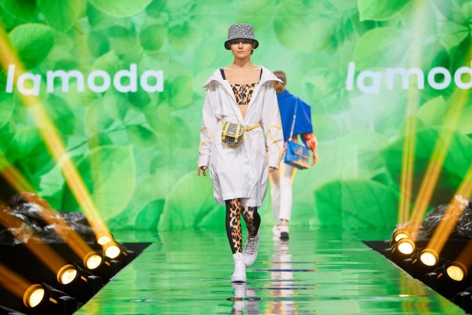 14 сезон Brands Fashion Show | Экопоказ  Lamoda Planet 30