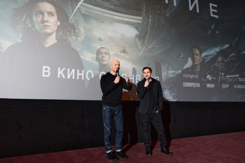 Федор Бондарчук и Александр Петров представили в Минске фильм «Вторжение» 84