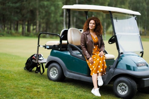 Fashion-девичник нового поколения: тест-драйв машин и игра в гольф 93