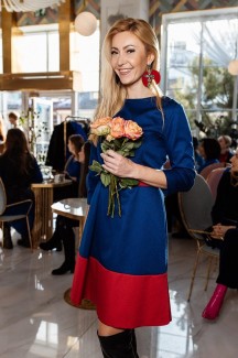 Фоторепортаж: PRETAPORTAL Fashion Coffee в цвете classic blue 17