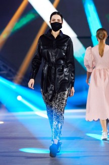 Без зрителей и в масках: Brands Fashion Show состоялось в соответствии с рекомендациями ВОЗ 53