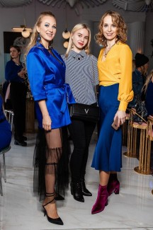 Фоторепортаж: PRETAPORTAL Fashion Coffee в цвете classic blue 73