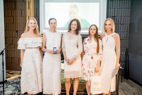 White party на Зыбицкой: фоторепортаж с PRETAPORTAL Fashion Coffee в гастробаре «Правда» 65