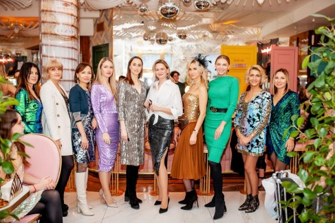 Glitter party: как прошел  праздничный PRETAPORTAL Fashion Coffee в баре LEØNE 78