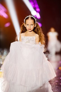 Brands Fashion Show: СИЯНИЕ 146
