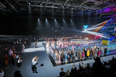 Brands Fashion Show: СИЯНИЕ 158