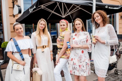 White party на Зыбицкой: фоторепортаж с PRETAPORTAL Fashion Coffee в гастробаре «Правда» 11