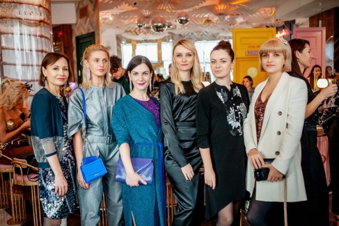 Glitter party: как прошел  праздничный PRETAPORTAL Fashion Coffee в баре LEØNE 29