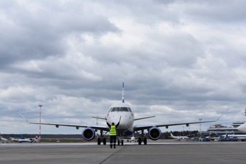 Новый Embraer-175 прибыл в Минск! 2