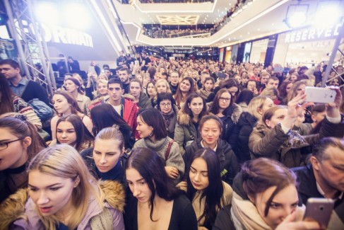 Влад Лисовец, «ВИА Гра» и fashion shows: как прошел день рождения Galleria Minsk 23