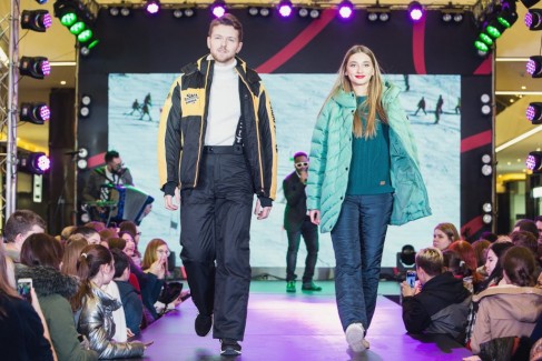 Влад Лисовец, «ВИА Гра» и fashion shows: как прошел день рождения Galleria Minsk 80