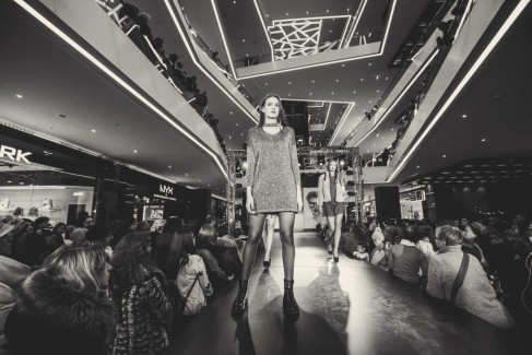 Влад Лисовец, «ВИА Гра» и fashion shows: как прошел день рождения Galleria Minsk 21