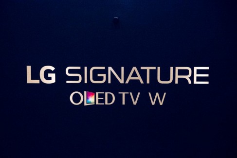 LG SIGNATURE OLED TV W | GUESTS 23