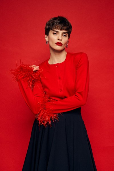 LET'S RED: Альфа Банк и MUA представили яркую коллекцию одежды для беларусок 9