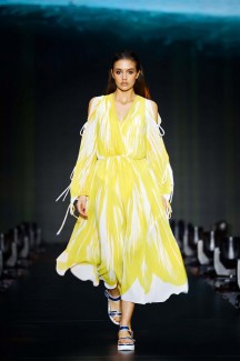 Brands Fashion Show: Navro 73