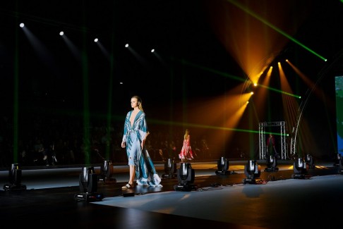Brands Fashion Show: Navro 76