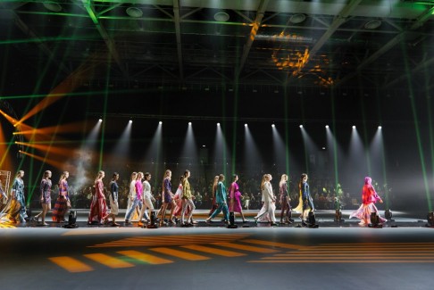 Brands Fashion Show: Navro 79