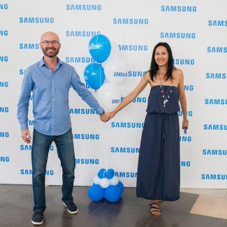 Открытие фирменного магазина Samsung 49
