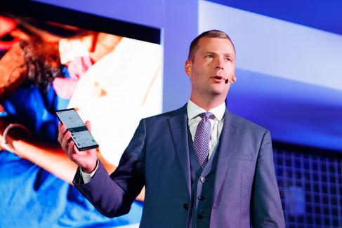 Смартфон, который может все: Samsung Galaxy Note8 официально представили в Москве 20