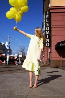 Фоторепортаж: желтый PRET-A-PORTAL Fashion Coffee в ТЦ Метрополь 105