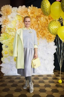 Фоторепортаж: желтый PRET-A-PORTAL Fashion Coffee в ТЦ Метрополь 30
