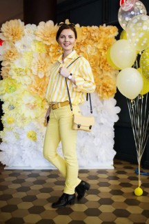 Фоторепортаж: желтый PRET-A-PORTAL Fashion Coffee в ТЦ Метрополь 37