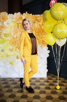 Фоторепортаж: желтый PRET-A-PORTAL Fashion Coffee в ТЦ Метрополь 58