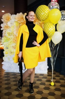 Фоторепортаж: желтый PRET-A-PORTAL Fashion Coffee в ТЦ Метрополь 59