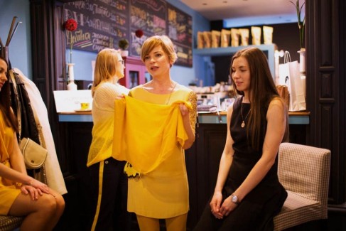 Фоторепортаж: желтый PRET-A-PORTAL Fashion Coffee в ТЦ Метрополь 86