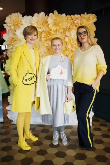 Фоторепортаж: желтый PRET-A-PORTAL Fashion Coffee в ТЦ Метрополь 100