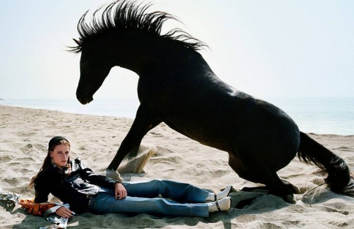 Лошадь стала главным героем рекламной кампании Gucci 13