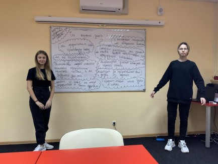 Частная школа в центре Минска «Золотое Сечение» приглашает учеников в 7, 8, 9 классы 2