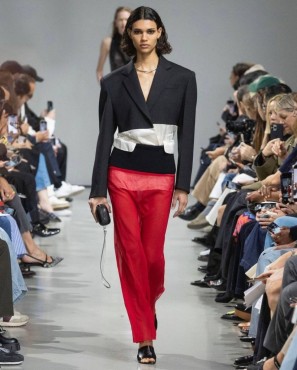 Какие тенденции диктует Париж: Неделя моды 2023 66