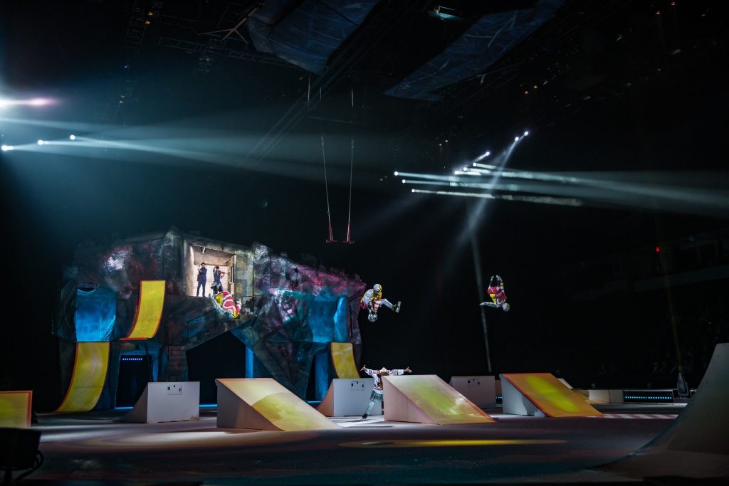 Cirque du Soleil представляет CRYSTAL – первое в истории цирка акробатическое шоу на льду МИНСК ФЕВРАЛЬ 2020 3
