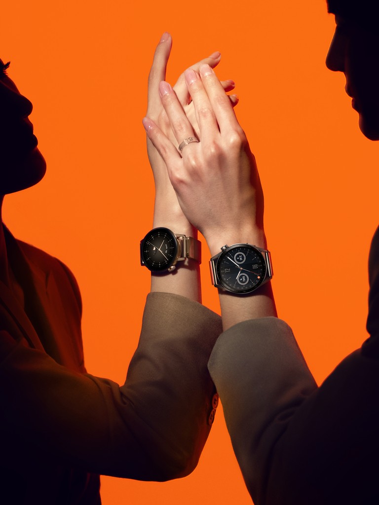 Huawei представила в Беларуси две новинки в роскошном дизайне: наушники HUAWEI FreeBuds Lipstick и смарт-часы HUAWEI WATCH GT 3 с золотистым ремешком 6