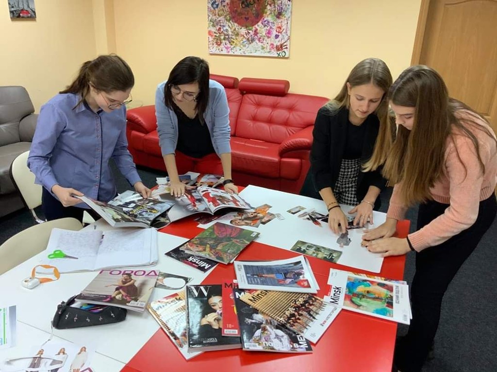 Частная школа в центре Минска «Золотое Сечение» приглашает учеников в 7, 8, 9 классы 1